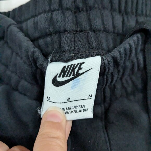 Nike Cargo Sweat Pants Black Size Medium - Picture 2 of 3